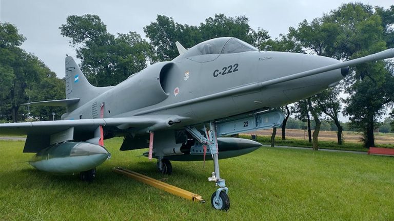 El ruido de un avión alertó a los peatones en Río Cuarto